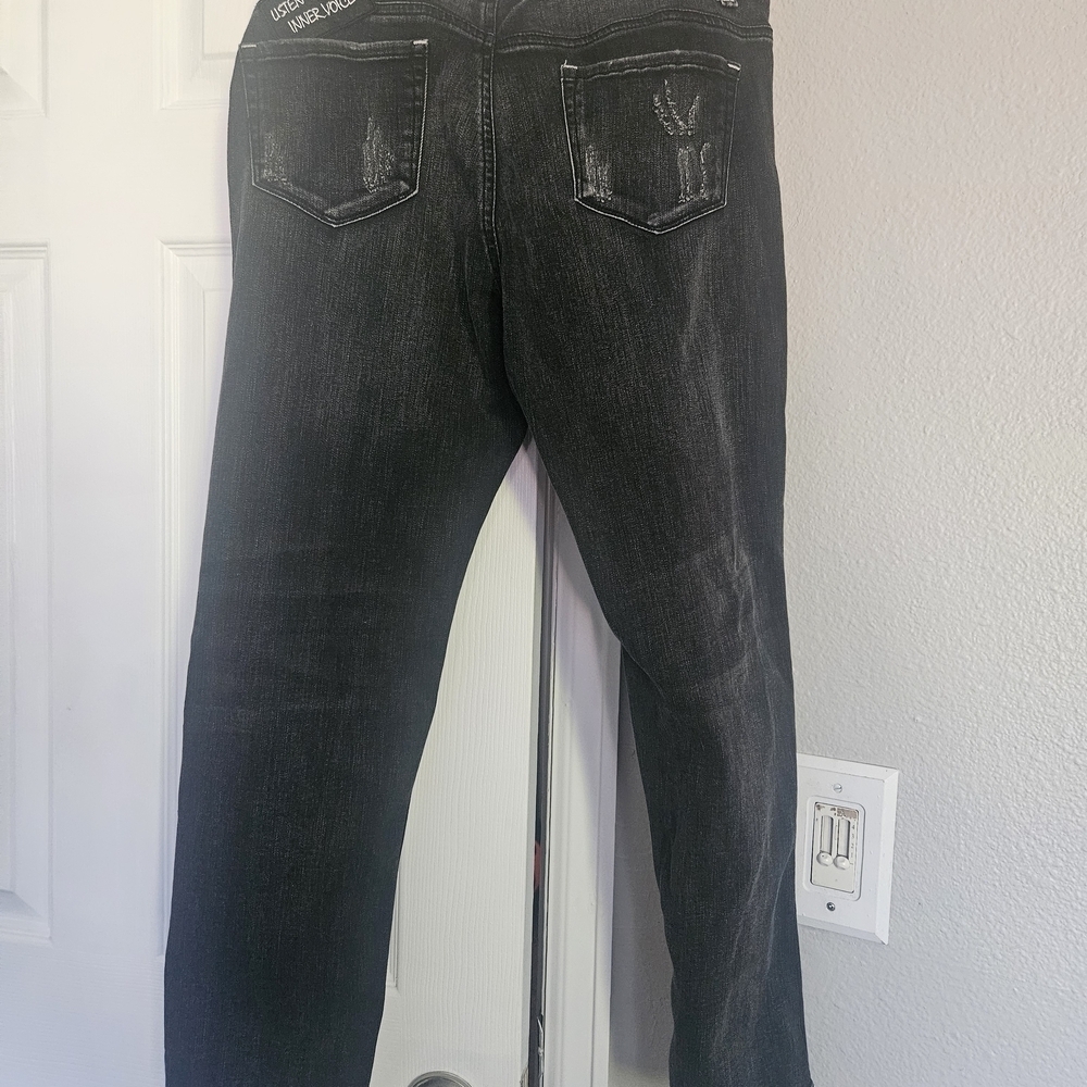 Sleek Black Graphic Patches Skinny Jeans Essential Style - Picture 5 of 7